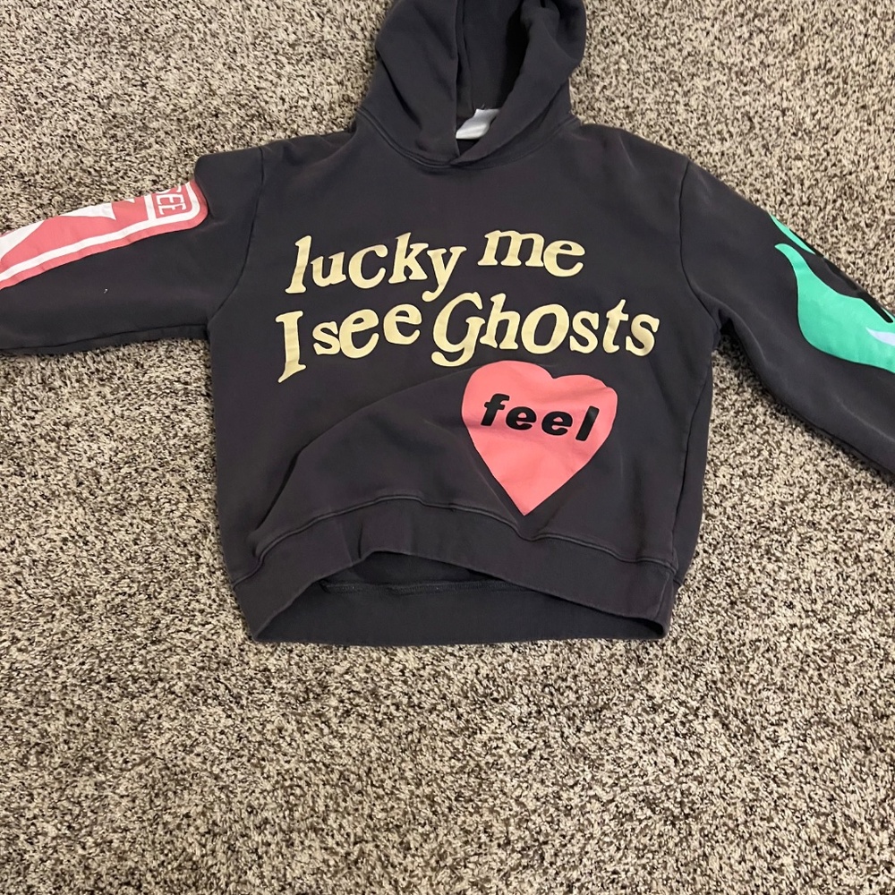 Lucky Me I See Ghosts Size Small Hoodie